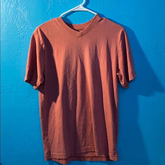 Slightly worn orange v-neck t-shirt - Picture 1 of 1